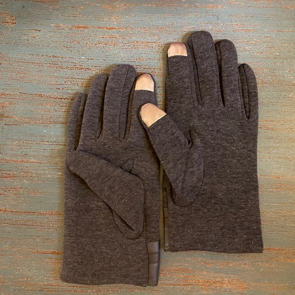 Grey Touchscreen Gloves - Picture 2 of 3